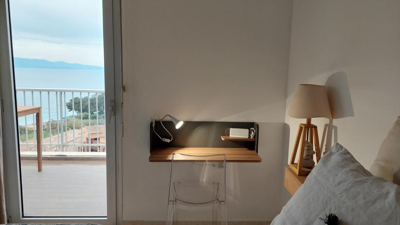 Un balcon sur la mer Ajaccio  Extérieur photo