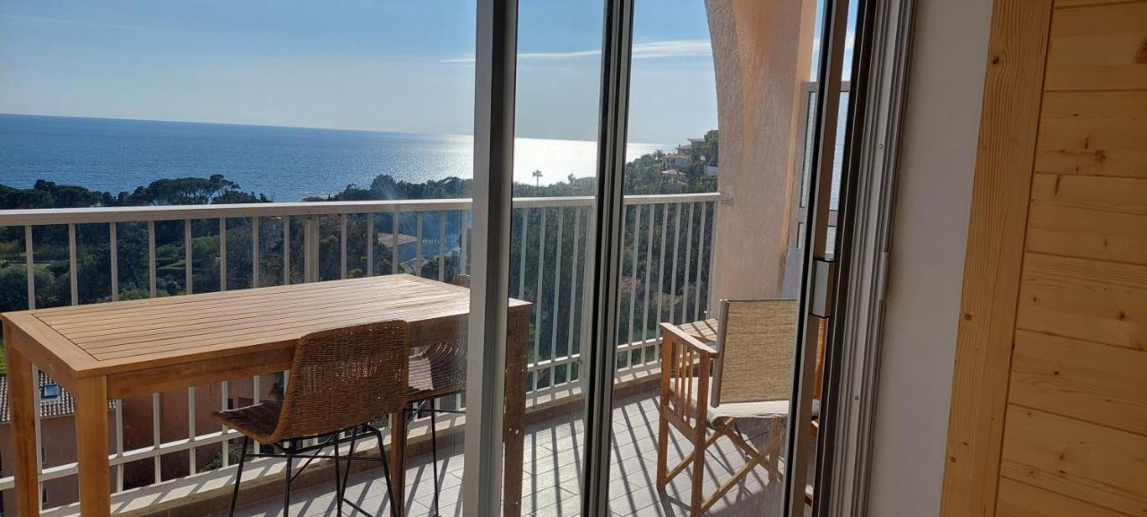 Un balcon sur la mer Ajaccio  Extérieur photo
