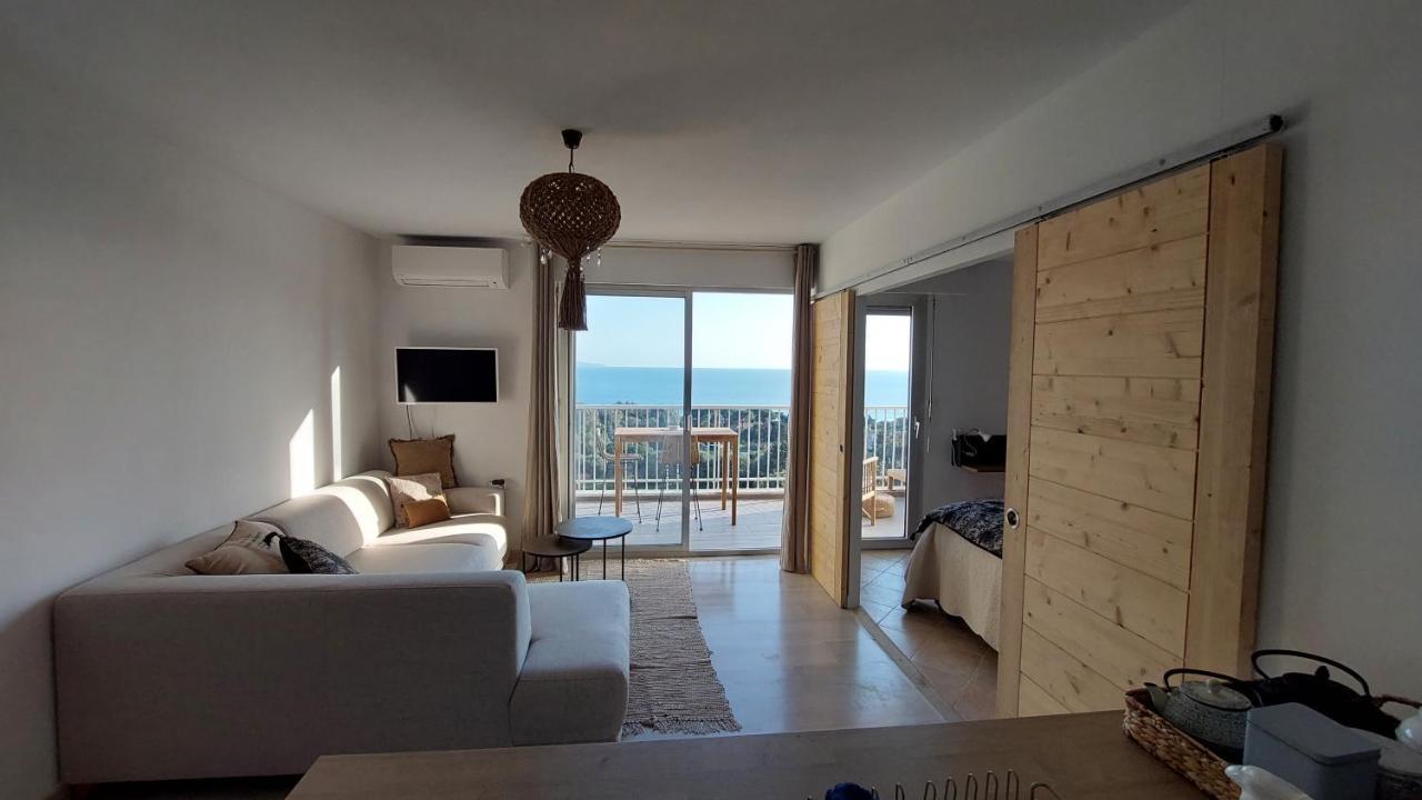 Un balcon sur la mer Ajaccio  Extérieur photo