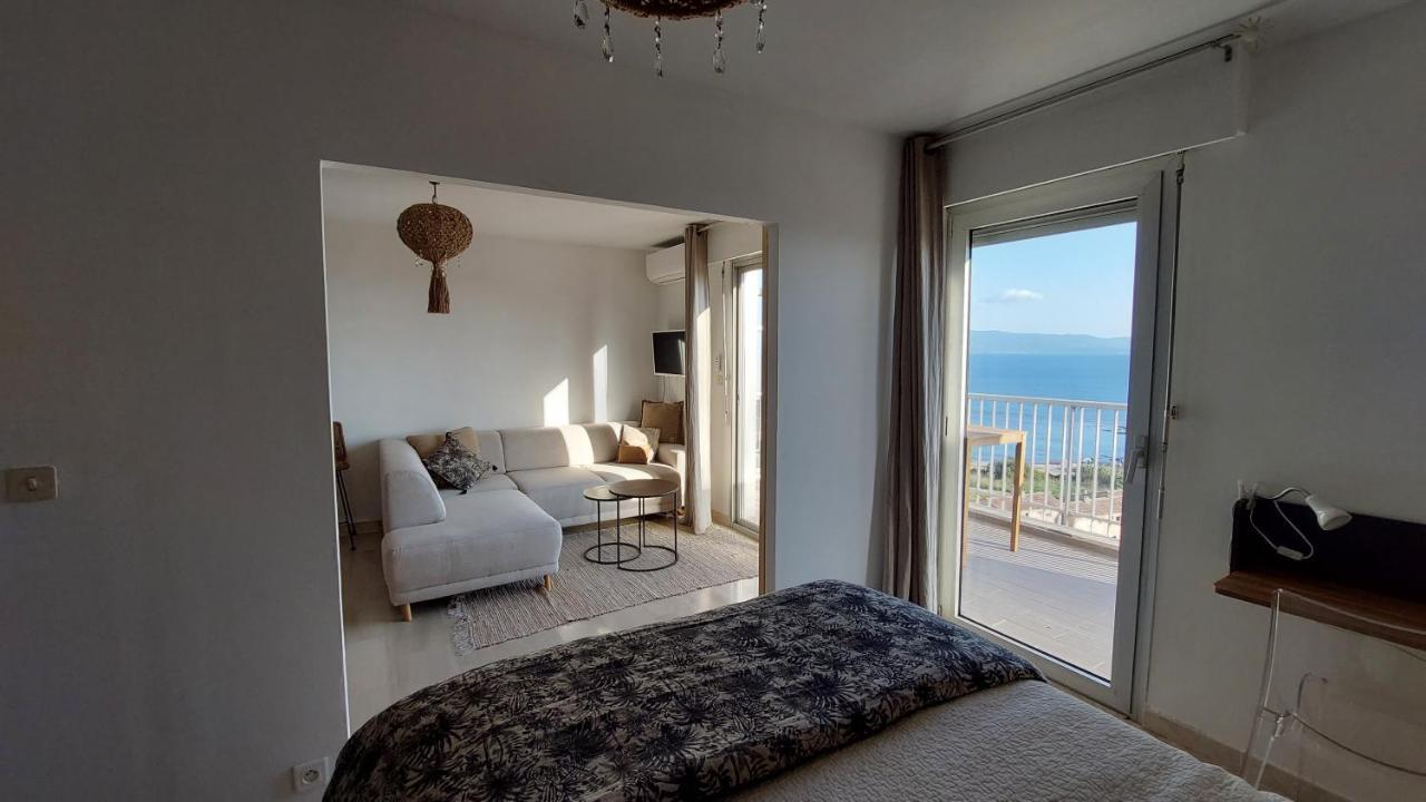 Un balcon sur la mer Ajaccio  Extérieur photo